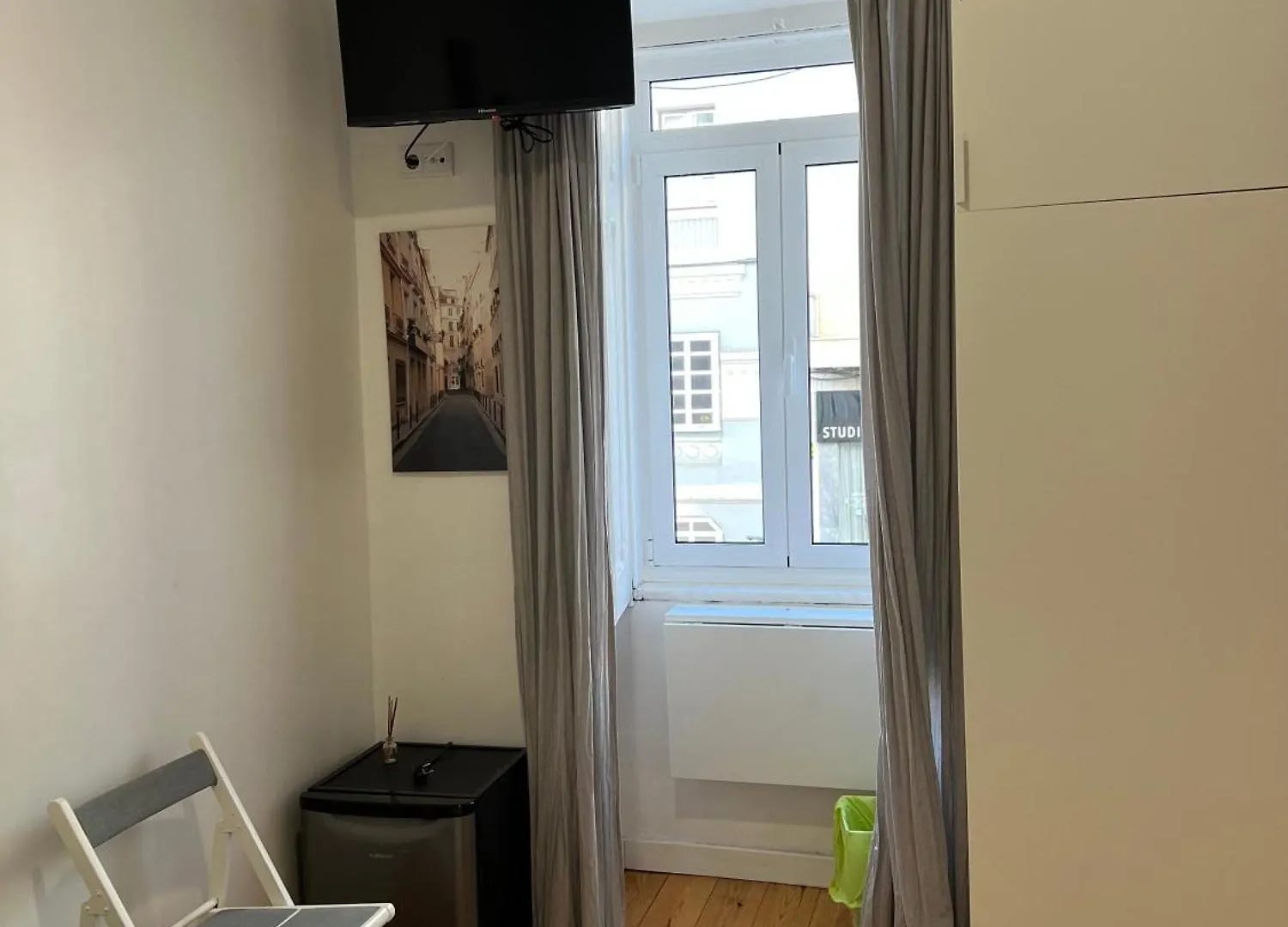 Homestay Suites Antonio Pedro Lisbon